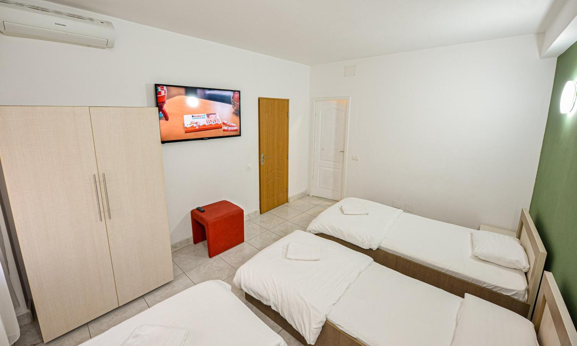 The Lincoln Suites - Central Shabbat Friendly Apartments Bukarest Exterior foto